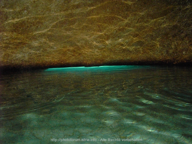 2007-02 < 3. BRONZE > Burki > Blaue Grotte von Cres