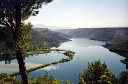 2004-05 < 2. Platz - Naturschönheiten > RUDI > Fluss KRKA