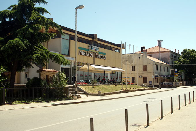 Fazana-Market