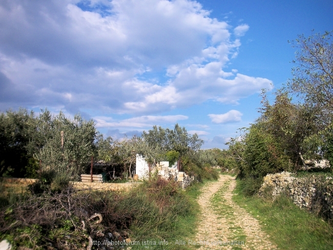 Wanderung zur Kirche SV. Eliseus 4