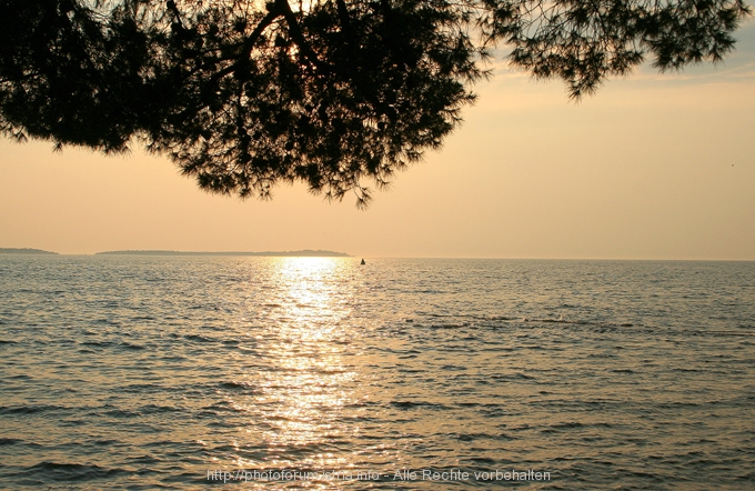 Abendstimmung  am Strand von Fazana