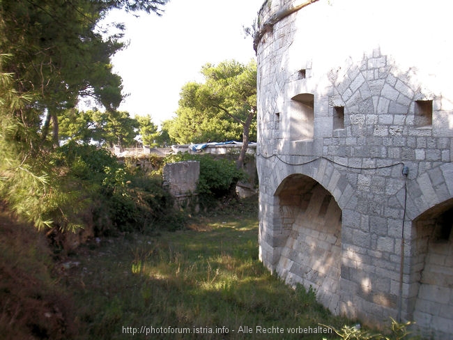 PULA > Fort Casoni vecchi (Monte Paradiso)