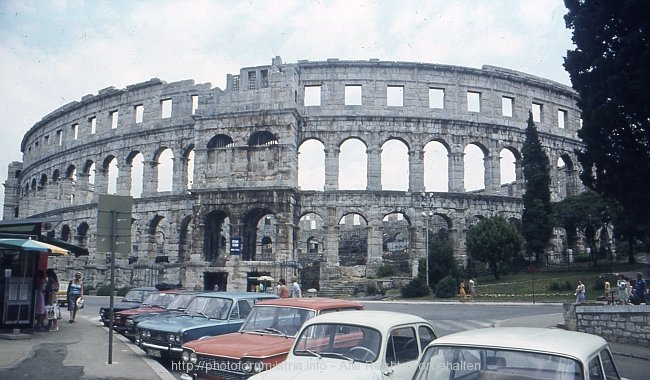 PULA > Amphitheater