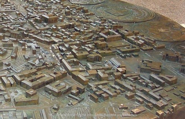 PULA > Brunnen > Stadtplanmodell - Ausschnitt