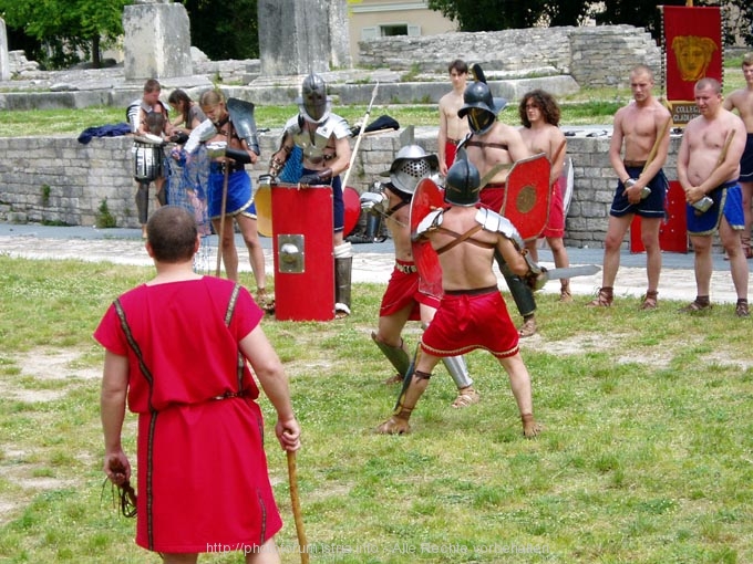 PULA > Kleines römisches Theater - Training der Gladiatoren