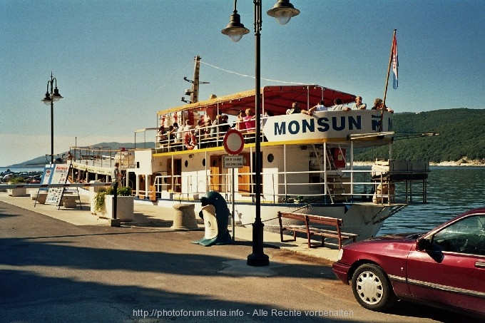 RABAC > Hafen > Ausflugsboot Monsun