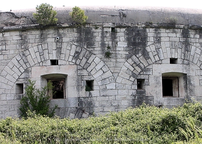 Festung neben Hauptfriedhof 2