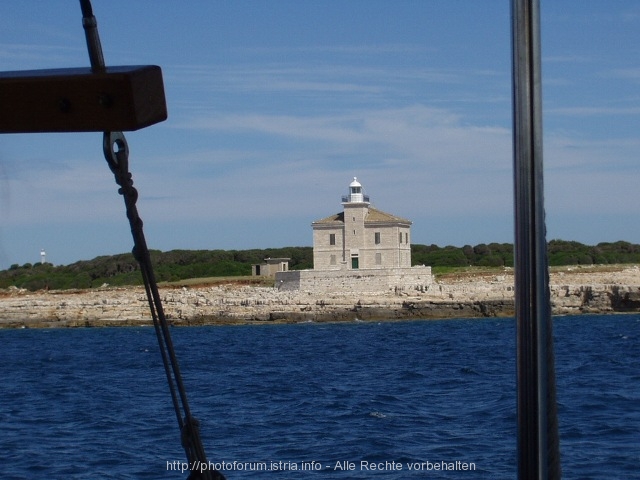 PULA > Leuchtturm