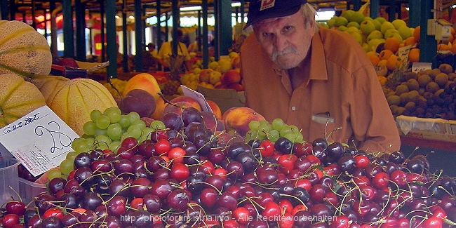 im Wochenmarkt von Zagreb