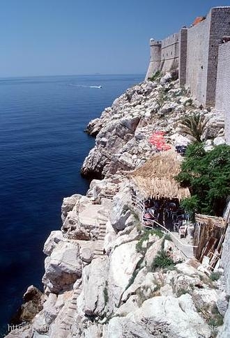 Dubrovniks Stadtmauerfelsen