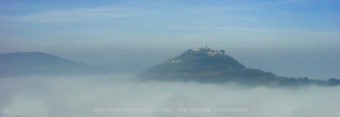 MIRNATAL > Motovun misty