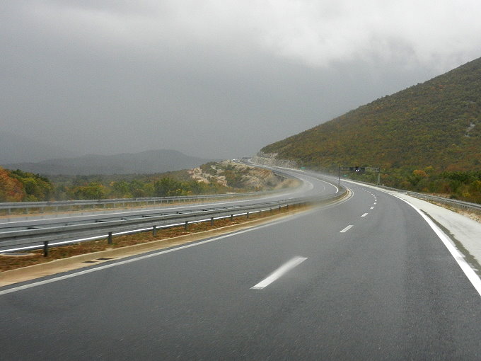 Auf der Autobahn A1 3