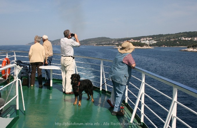 FAEHRE > Von Stari Grad nach Korcula 2