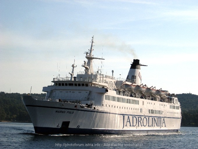 FÄHRE > Von Stari Grad nach Korcula 4