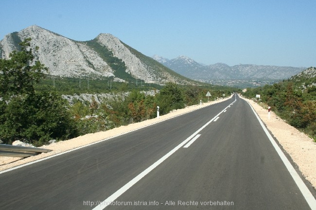 Autobahnzubringer Auffahrt Sestanovac 5