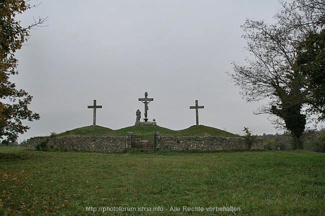 ZMINJ > Kreuze am Wegesrand