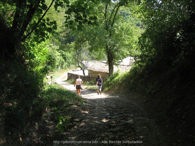 Wanderweg des Hl. Simon in Gracisce 2