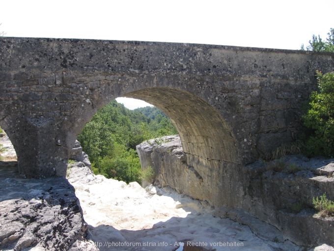 Wanderweg des Hl. Simon in Gracisce 3