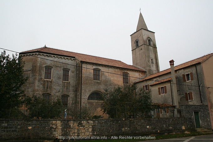 SVETI PETAR U SUMI > Klostergarten > Madonna