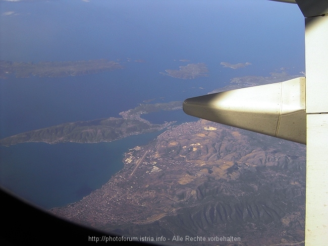 SPLIT > Blick auf Flughafen, Trogir, Insel Ciovo