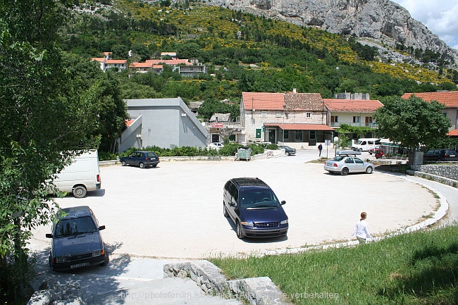 KLIS > Parkplatz für Besucher der Festung