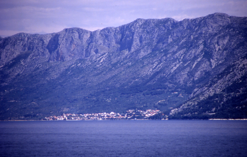 NERETVANSKI KANAL > Blick auf Gradac