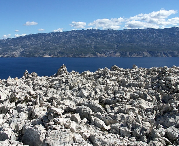 KAMENJAK > Blick zum Velebit