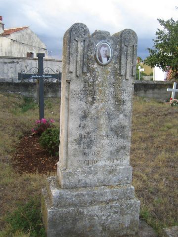 Liznjan_alter_Friedhof_11.jpg