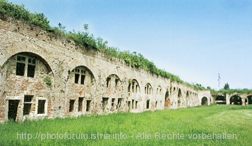 Festung  Slavonski Brod IV