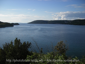 Supetarska Draga > Blick vom Stiegenwirt