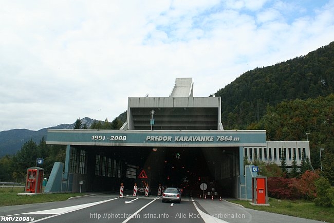 KARAWANKENTUNNEL > SLO-Einfahrt