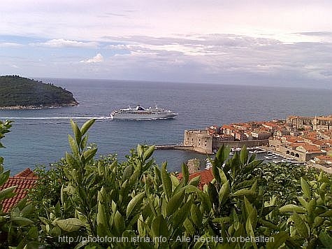 DUBROVNIK > Blick auf die Altstadt und Lokrum