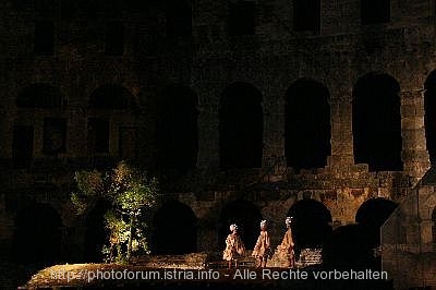 PULA > Arena > "Zauberflöte"