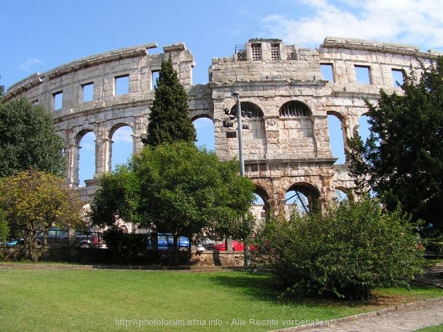 PULA > Arena