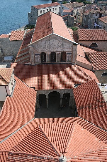 POREC > Euphrasius-Basilika > Glockenturmausblick