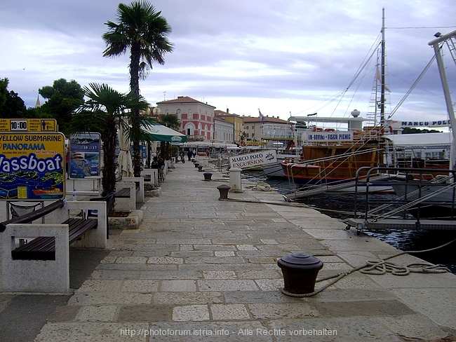 POREC > Riva mit den Ausflugsschiffen