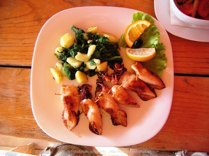 POREC &amp;gt; Konoba Sunset &amp;gt; gefüllte Calamari mit Mangold - Istrien ...
