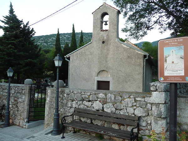 CAMPING SIBINJ>Kapelle auf dem Camp