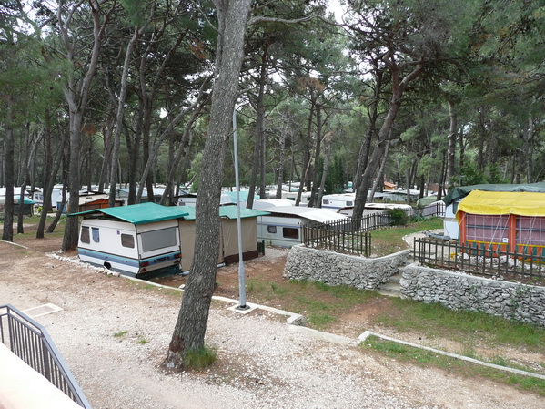 CAMPING CIKAT