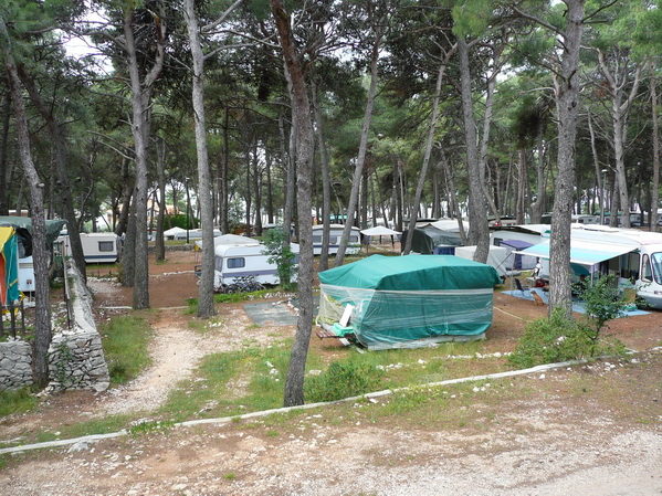 CAMPING CIKAT