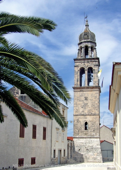 VELA LUKA > Sveti Josip > Glockenturm