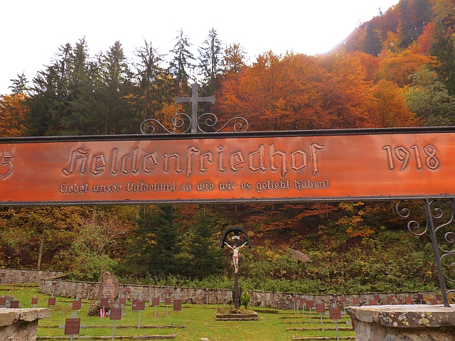 A > KÖTSCHACH-MAUTHEN > Heldenfriedhof