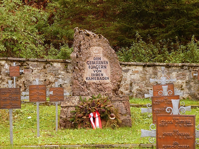 A > KÖTSCHACH-MAUTHEN > Heldenfriedhof 3