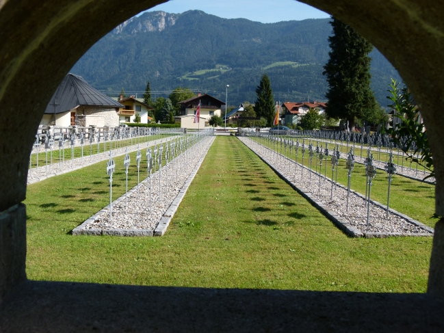 A > KÖTSCHACH-MAUTHEN > Heldenfriedhof 3