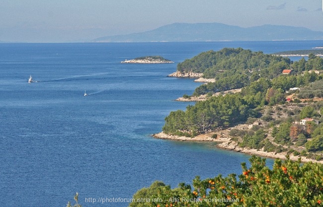 1. Platz > INSEL KORCULA > Blick über die Südküste nach Vis