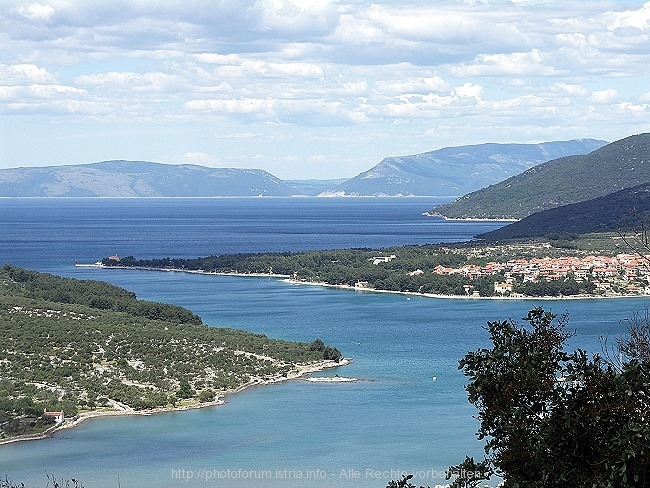 CRES > Stadt Cres und Küstenpanorama