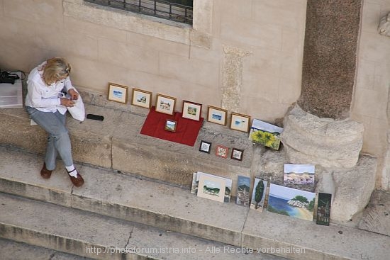 KÜNSTLERIN > in Split´s Altstadt