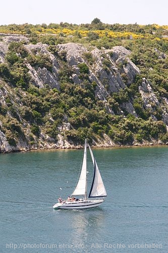 SIBENIK > Segelboot