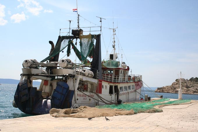 MAKARSKA > Fischfangschiff