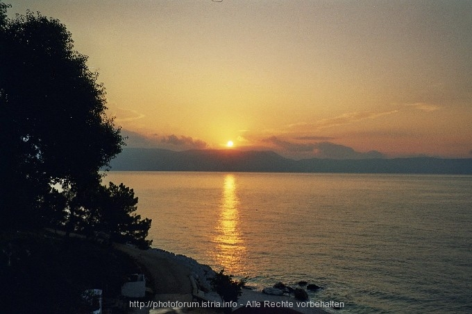 Otok CRES > Sonnenaufgang über Cres